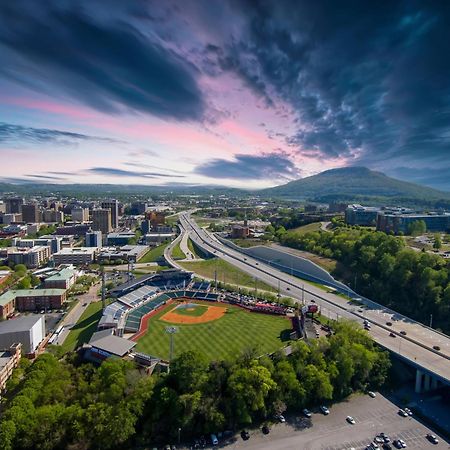 Holiday Inn Express Chattanooga - Hamilton Place Екстериор снимка