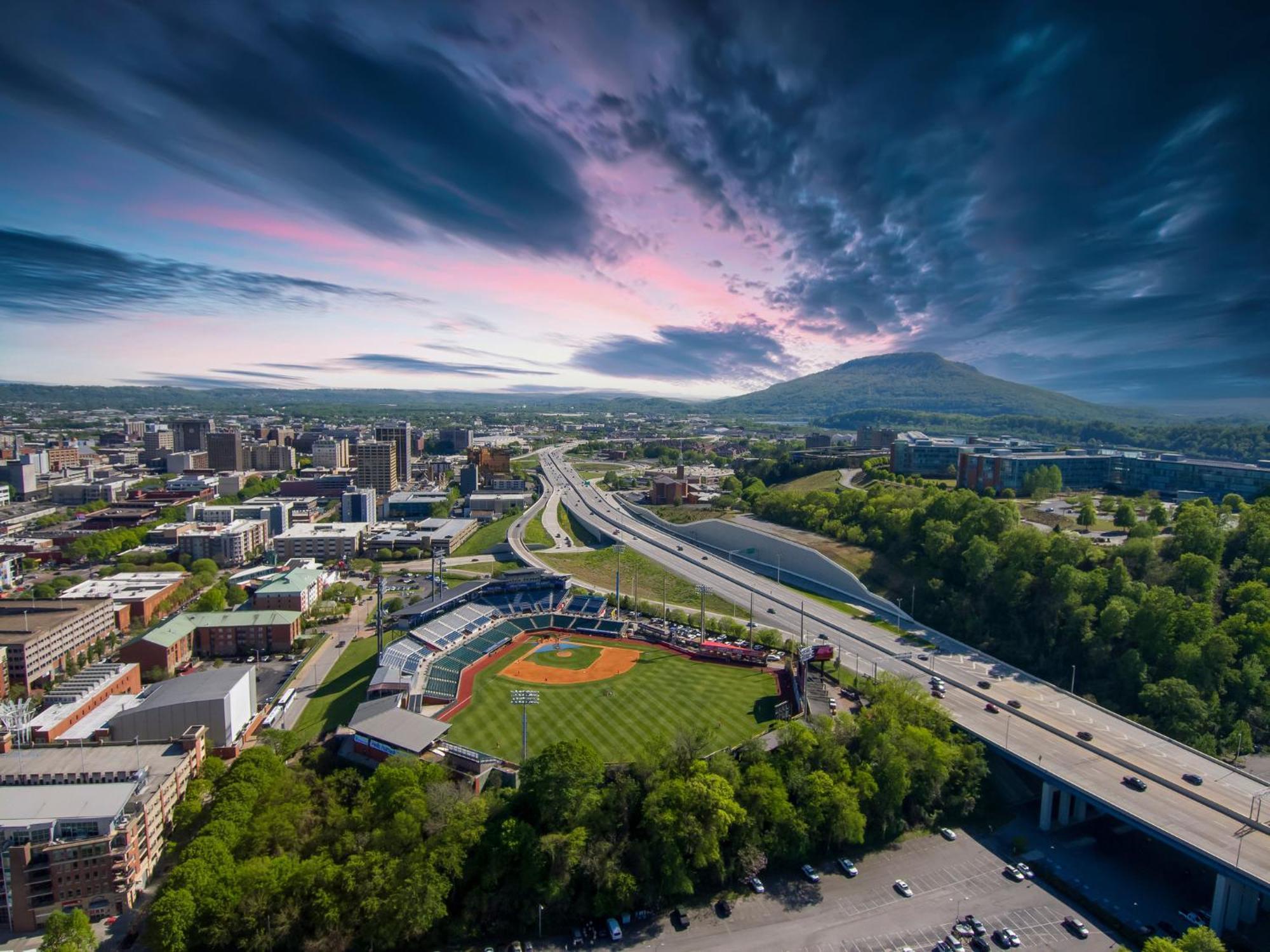 Holiday Inn Express Chattanooga - Hamilton Place Екстериор снимка