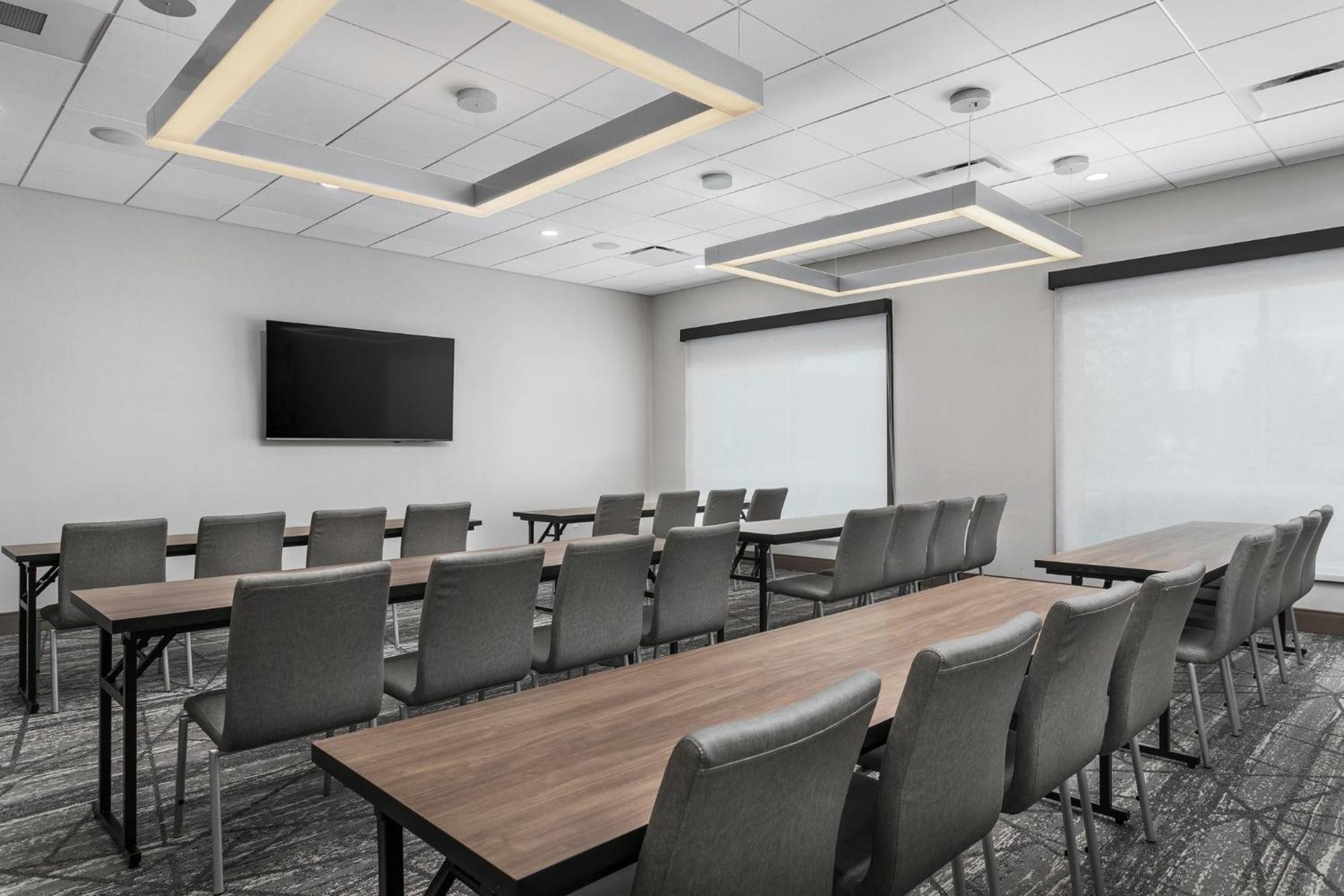 Holiday Inn Express Chattanooga - Hamilton Place Екстериор снимка