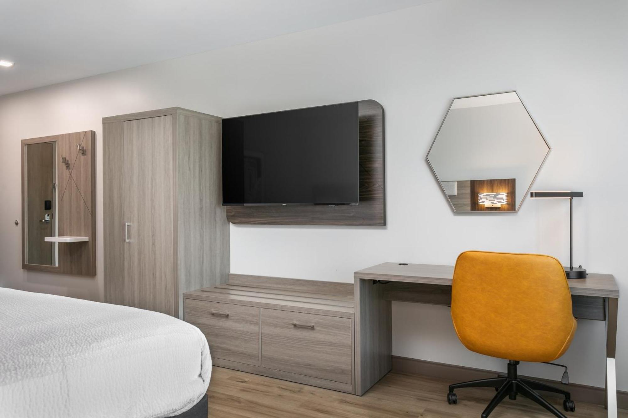 Holiday Inn Express Chattanooga - Hamilton Place Екстериор снимка