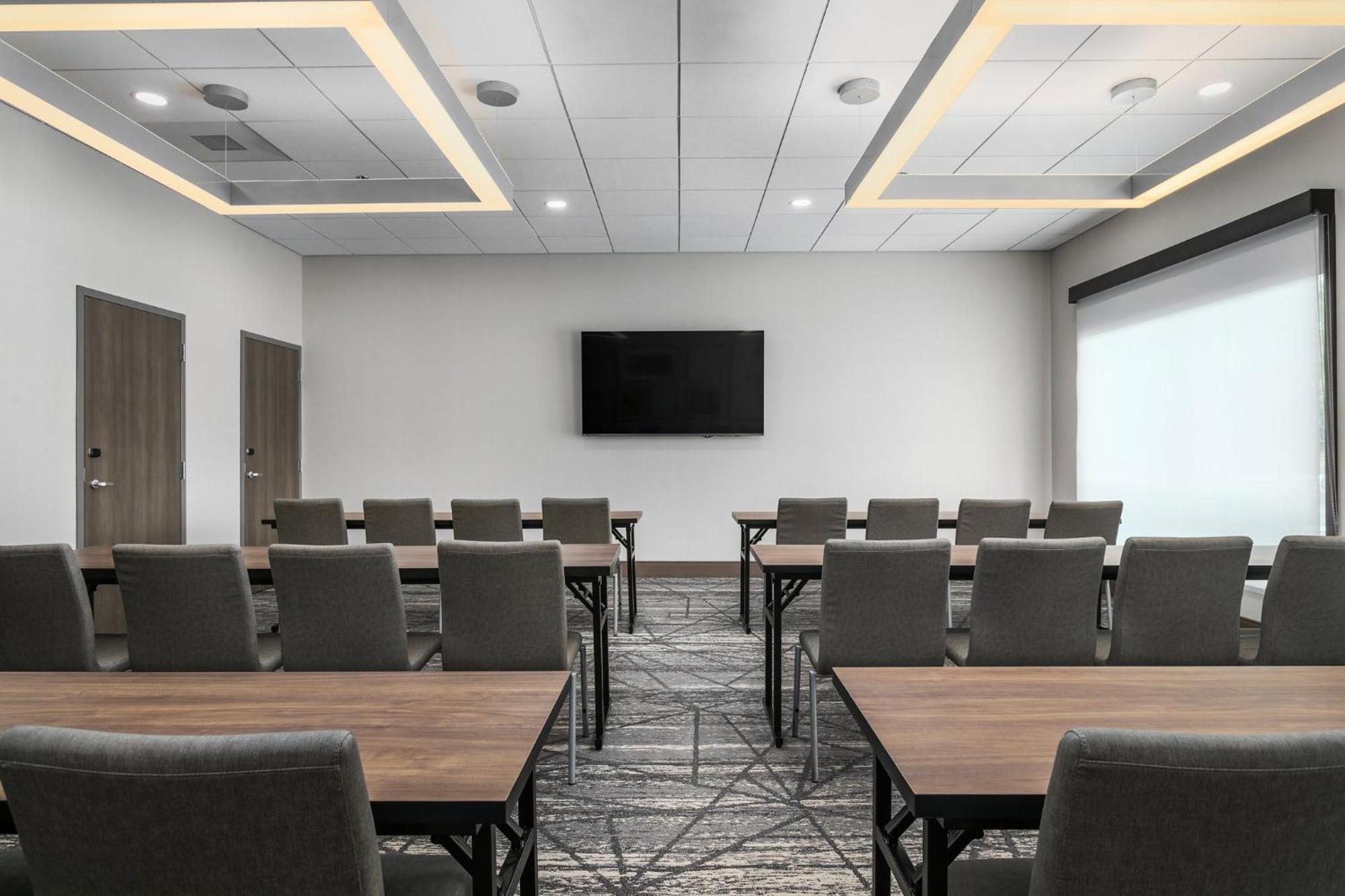 Holiday Inn Express Chattanooga - Hamilton Place Екстериор снимка