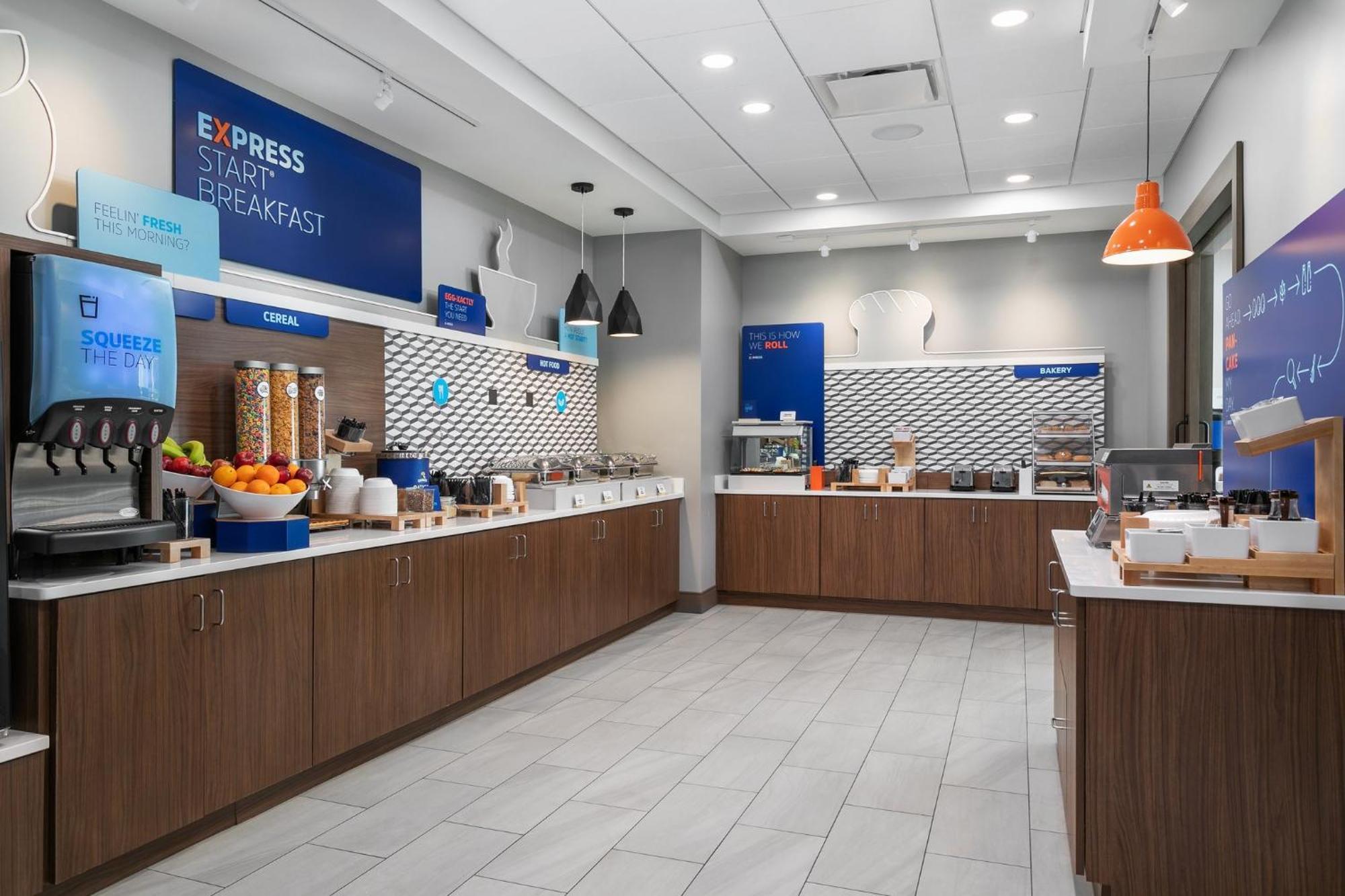 Holiday Inn Express Chattanooga - Hamilton Place Екстериор снимка